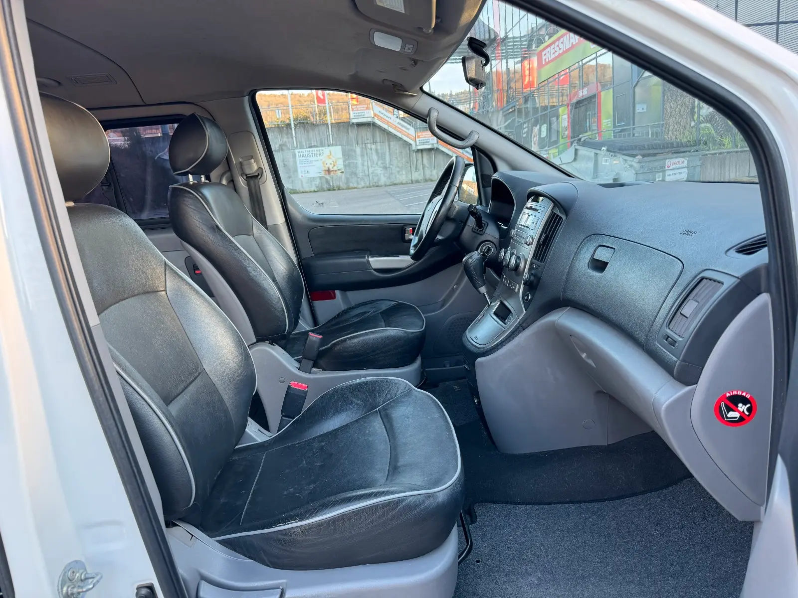 Hyundai H-1 Travel Premium Automatik,Leder,8 Sitze,Klima