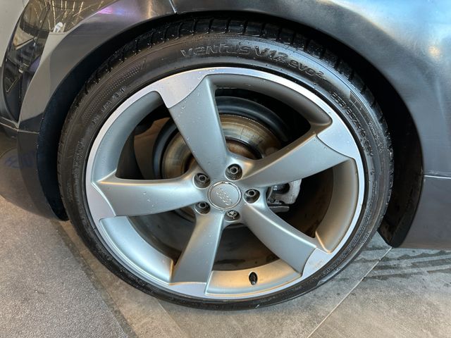 Audi TT Coupe 2.0 TFSI*Klima*SHZ*Navi*Bi-Xenon*PDC*BT