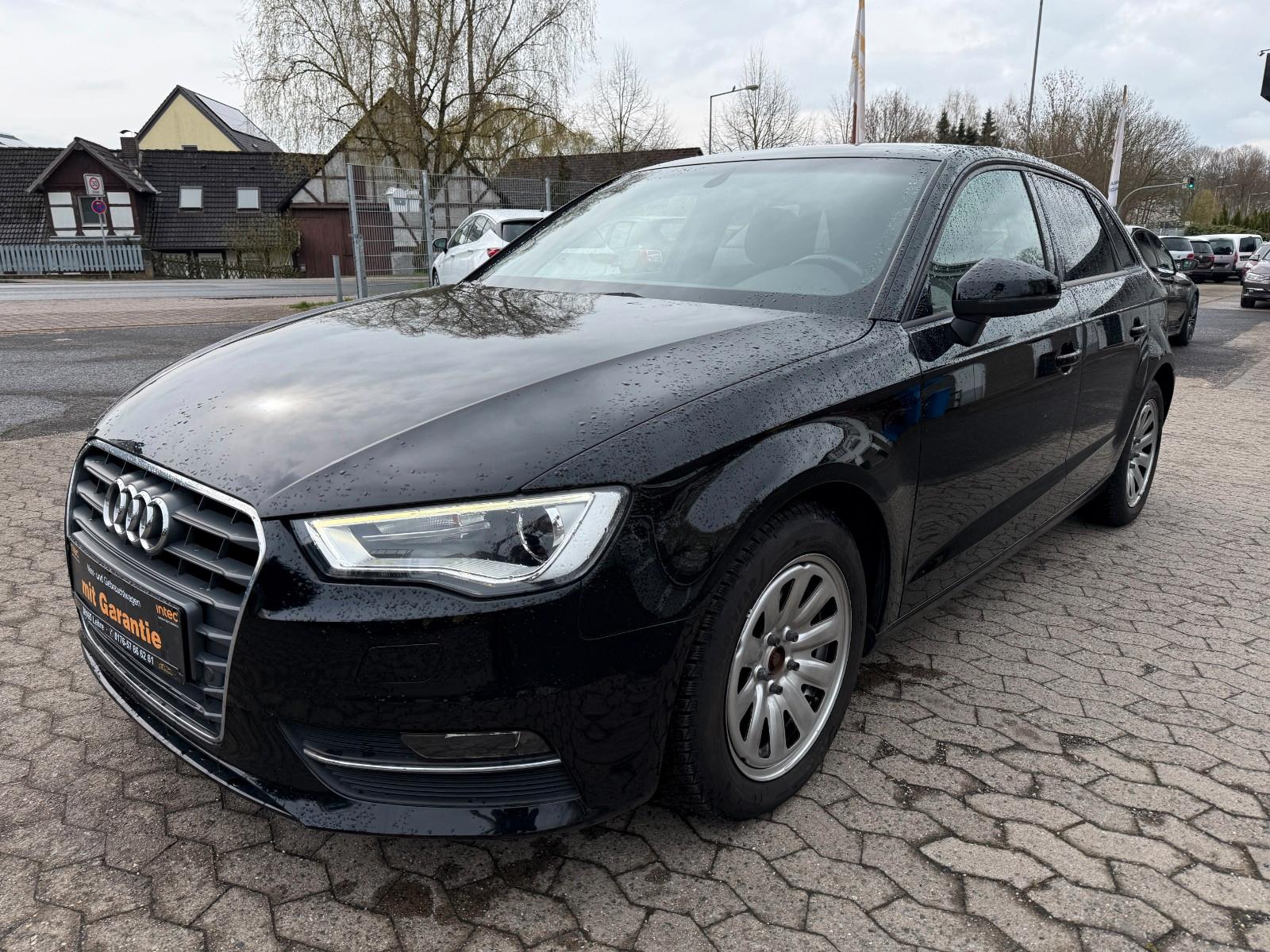 Audi A3 Sportback*Xenon*STANDHEIZ*PDC*NAV*Climatr.*