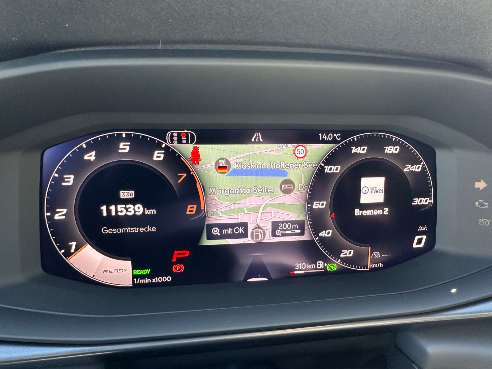 Fahrzeugabbildung CUPRA Terramar 1.5 eTSI DSG ACC/Navi/Sound/Memory/360°