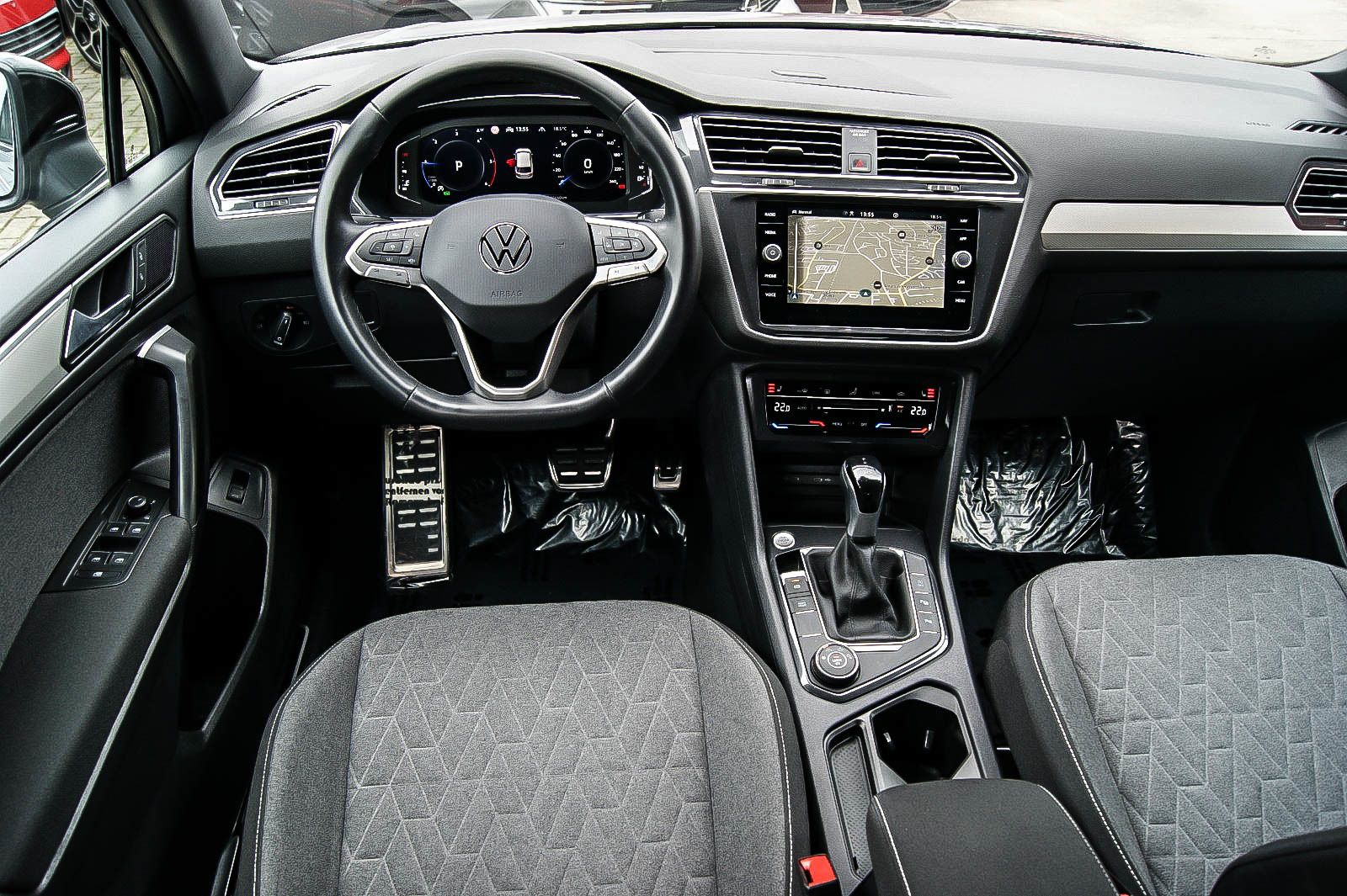 Fahrzeugabbildung Volkswagen Tiguan Allspace 4Motion Move DSG IQ-MATRIX ACC 1