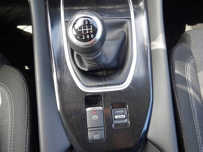 Fahrzeugabbildung Nissan Qashqai 1,3 DIG-T MHEV N-Connecta Winterpaket