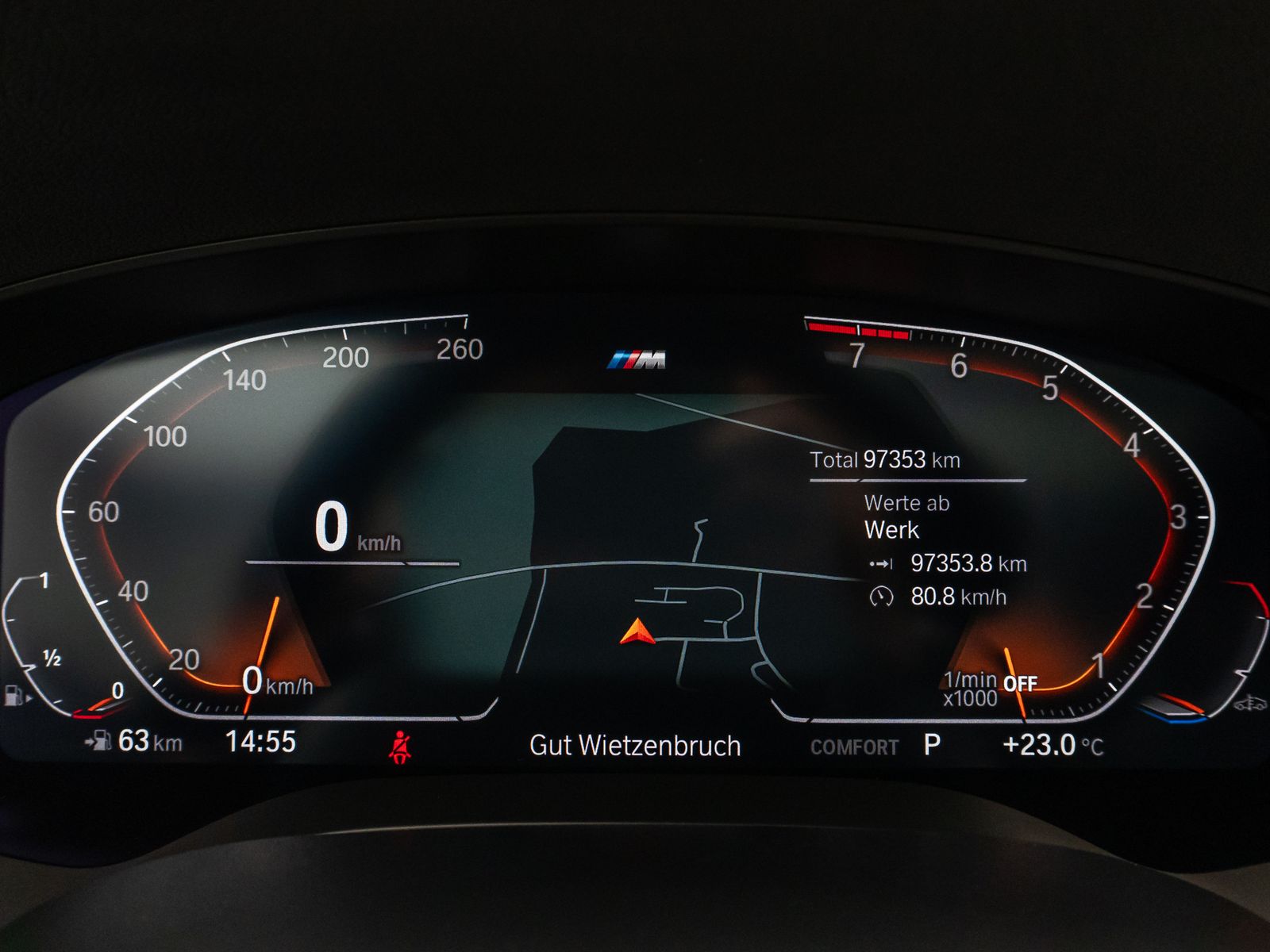 Fahrzeugabbildung BMW 540i xD M Sport Panorama DAB H/K DispKey 19Zoll
