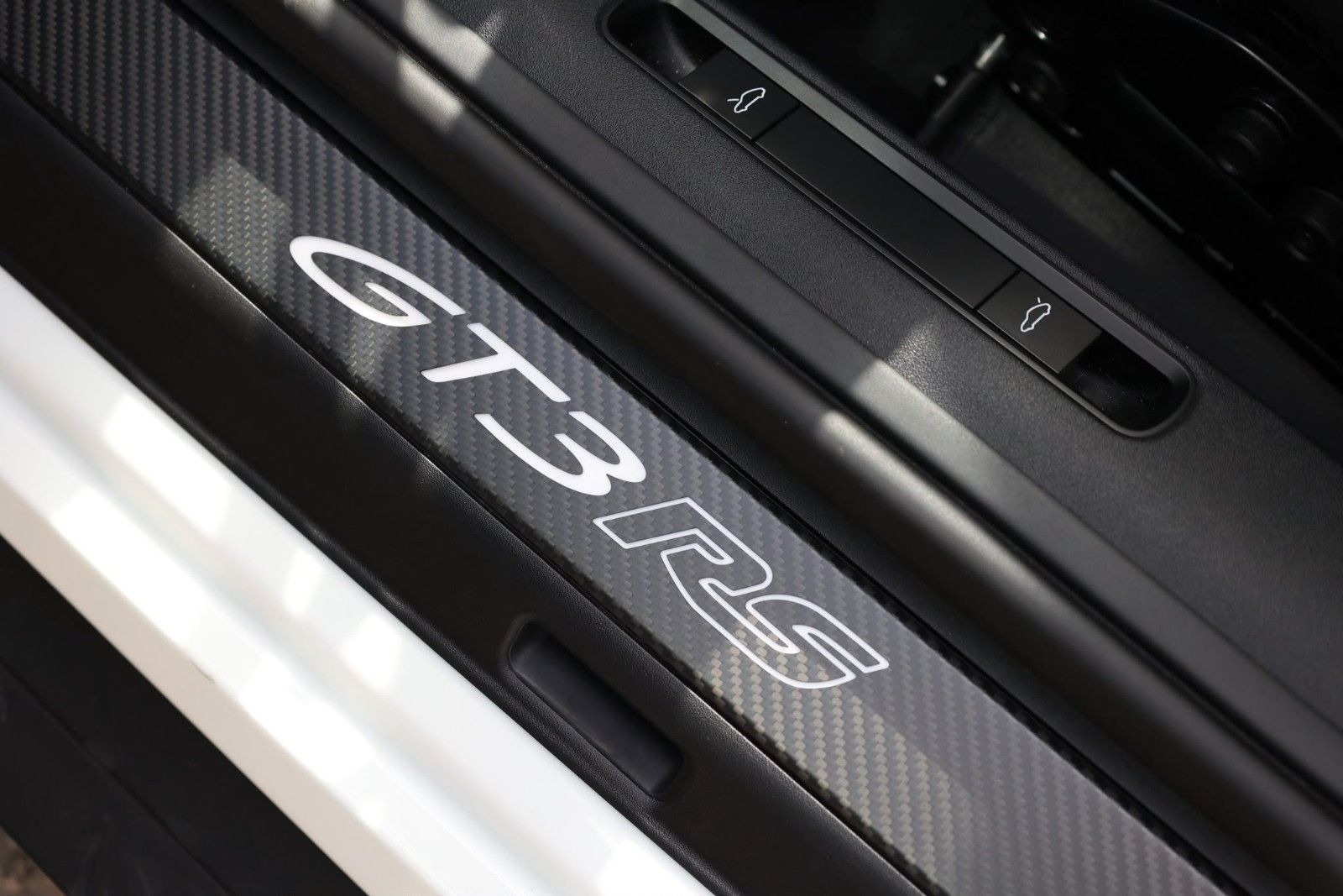 Porsche 992 GT3 RS WEISSACH imagem 3