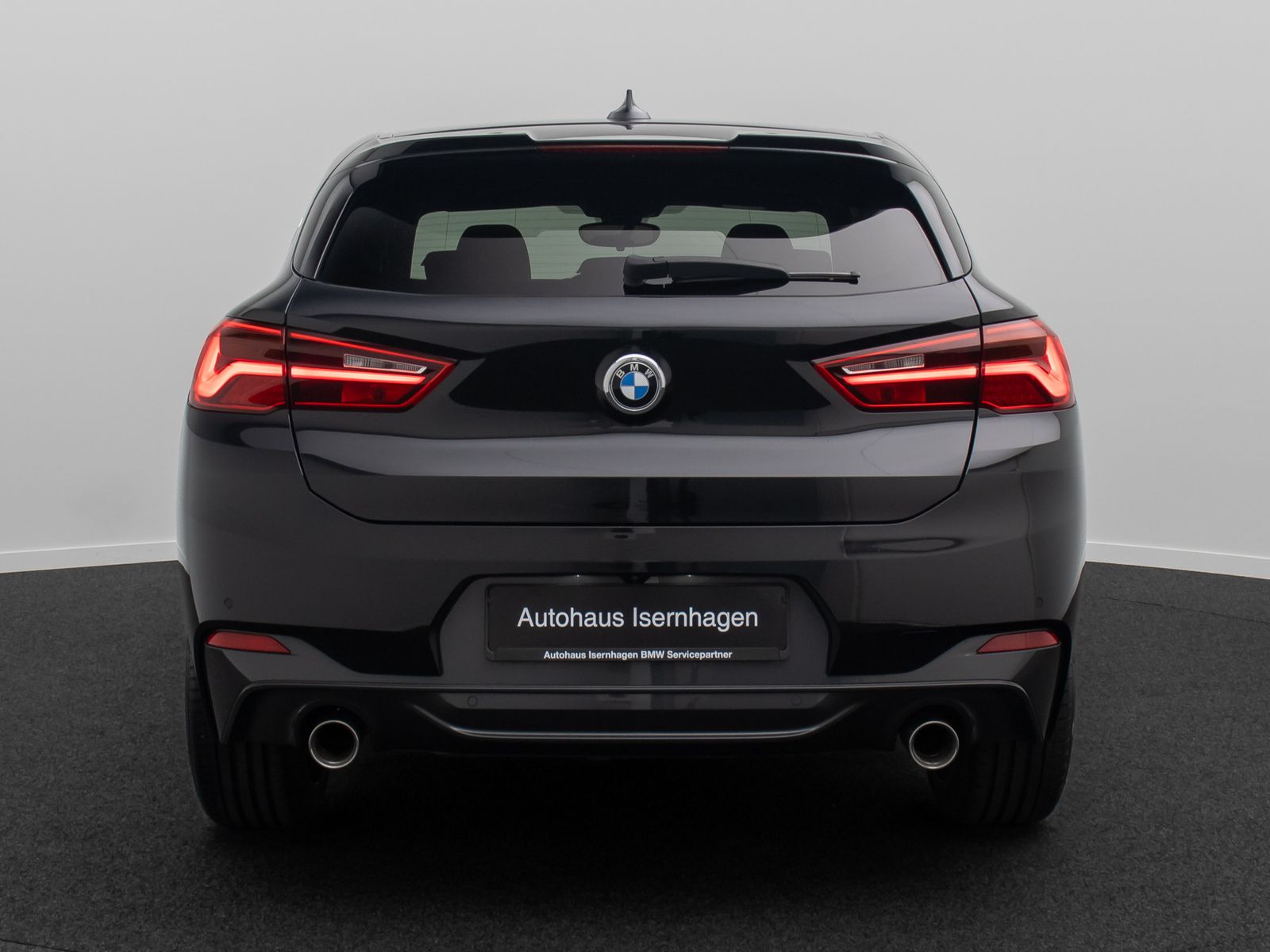 Fahrzeugabbildung BMW X2 sD20i M Sport Kamera HUD Panorama Alarm 20"