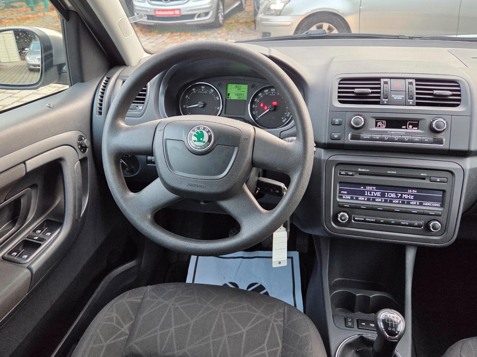 Skoda Roomster 2012 — photo 17