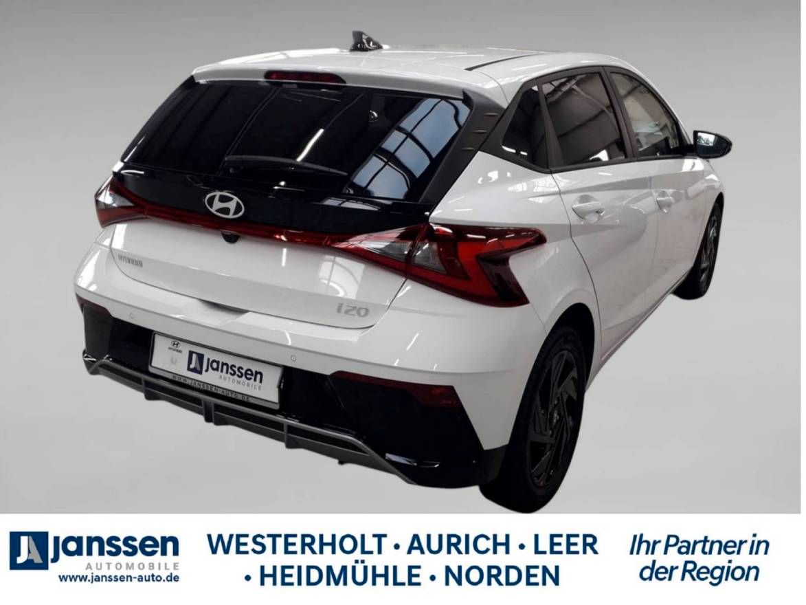 Fahrzeugabbildung Hyundai i20 Blackline/BOSE Soundsystem/Navi/Rückfahrkame