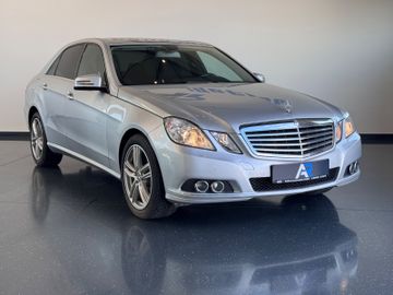 Mercedes E 200 - 5