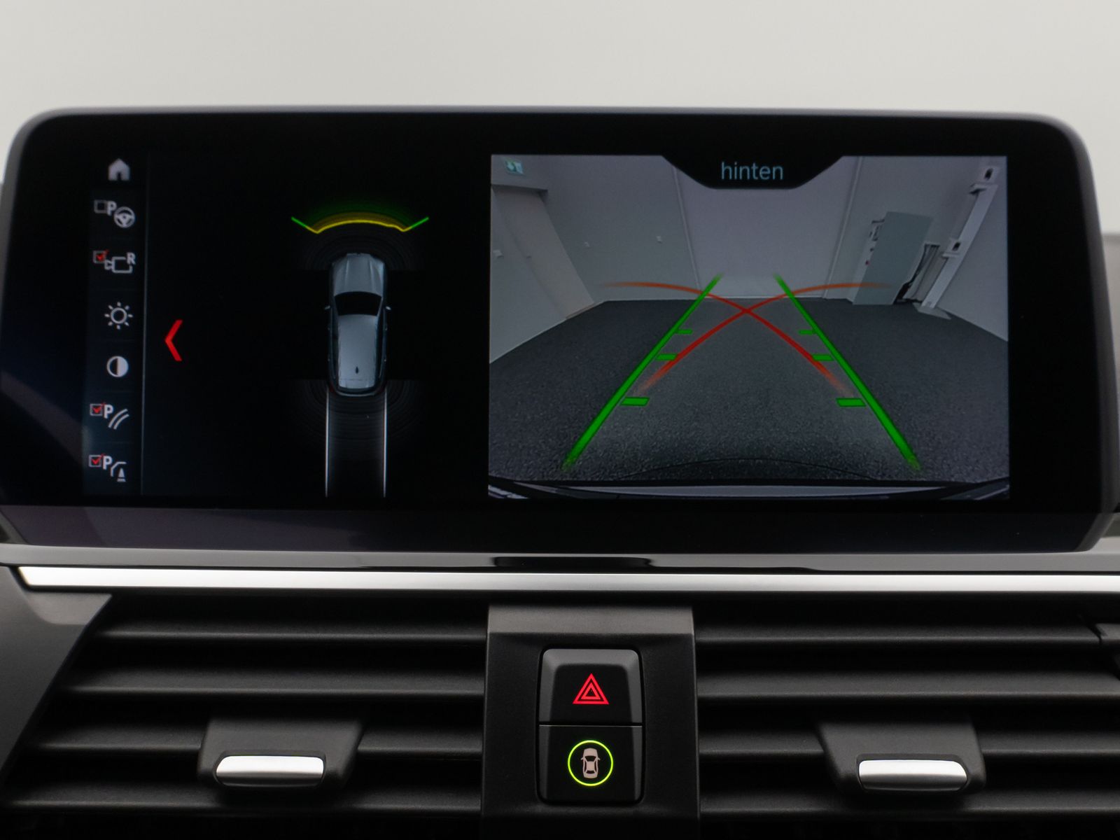 Fahrzeugabbildung BMW X3 xD20d xLine Kamera HUD H/K Komfort Sport 19"