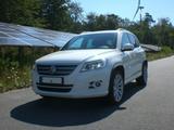 Volkswagen VW-Tiguan 2.0 TDI 4 MOT R-Line Autom/DSG/P... - Volkswagen Tiguan aus 2011: R Line