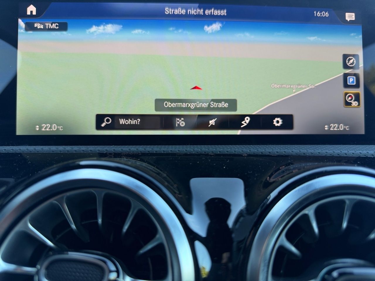 Fahrzeugabbildung Mercedes-Benz CLA 250 e Coupé AMG+NIGHT+MULTIBEAM+STNDHZ+CARPL