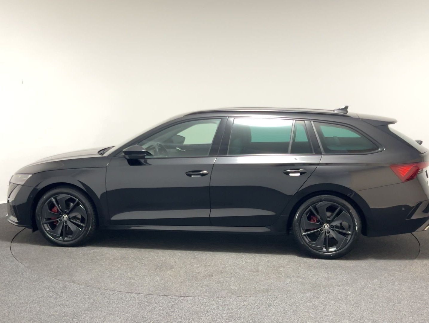 Skoda Octavia Combi 2.0TDI DSG RS imagem 3