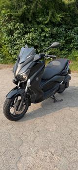 Yamaha X-Max 250 - YAMAHA X MAX 250