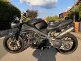 Triumph Speed Triple 1050 Sondermodell Schwarz Matt - TRIUMPH SPEED TRIPLE 1050