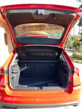 Skoda Kamiq 1.0 TSI DSG 81kW Rentnerfzg. - : Geländewagen, Rent