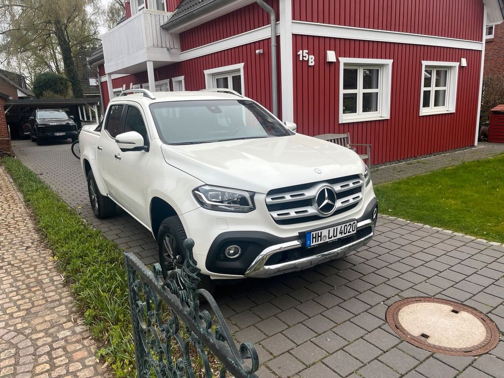 Image of Mercedes-Benz X 250