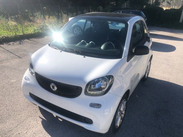 Smart ForTwo 1.0 twinamic Tetto Pelle Navi Autom