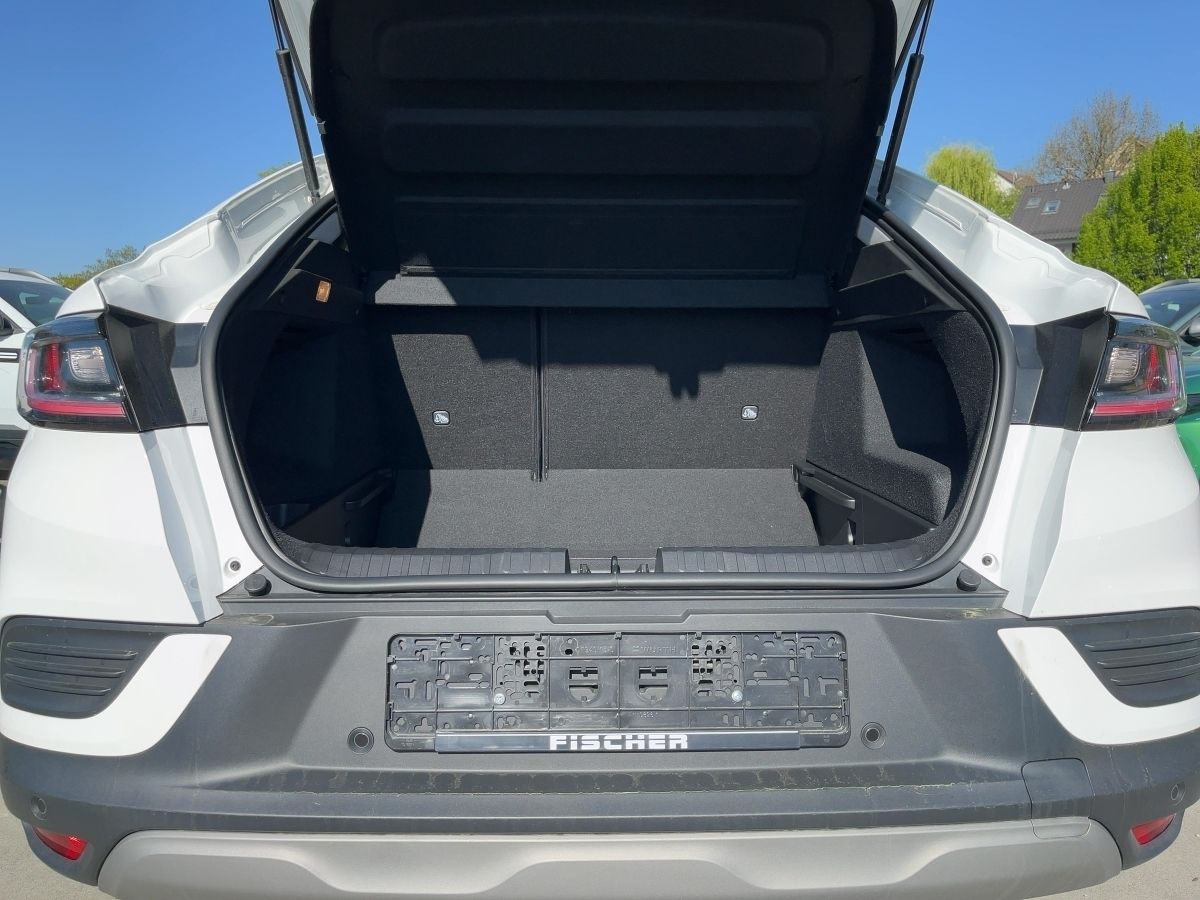 Fahrzeugabbildung Renault Arkana Evolution TCe 140 Automatic GJR EPH vo+hi