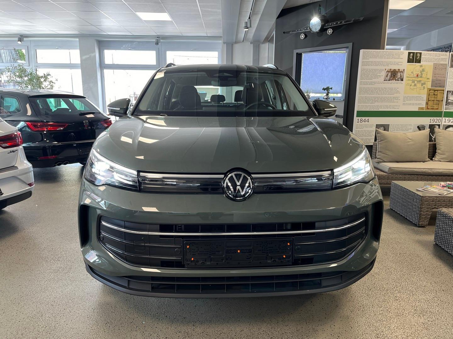 Volkswagen Tiguan 2.0 TSI 4Motion Life AHK/RFK/18-Zoll