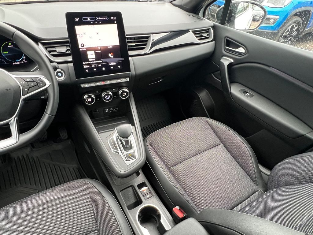 Renault Captur II 1.6 E-TECH PLUG-in Hybrid Rive Gauche Renault Captur II 1.6 E-TECH PLUG-in Hybrid Rive Gauche