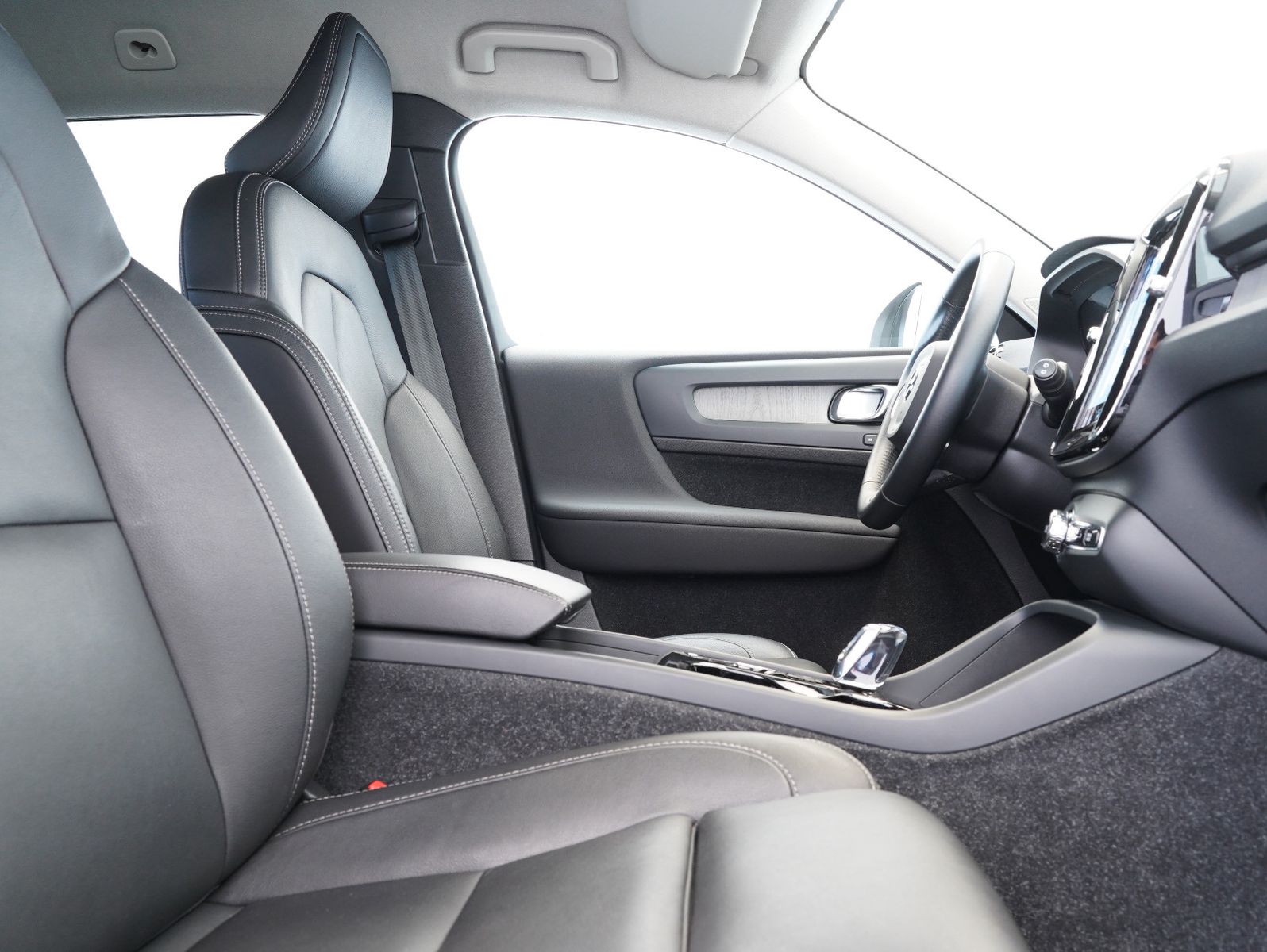 Fahrzeugabbildung Volvo XC40 T5 Recharge Inscription INTELLISAFE/AHK