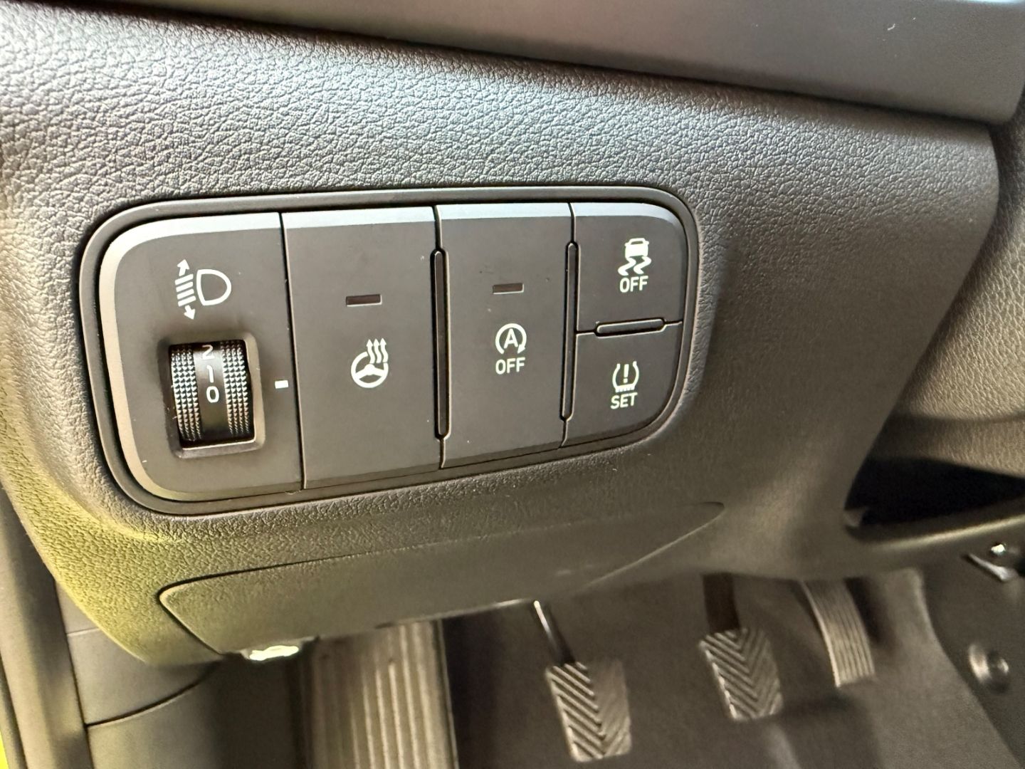HYUNDAI i20 Select Family Navi Apple CarPlay Android Aut - Image 13
