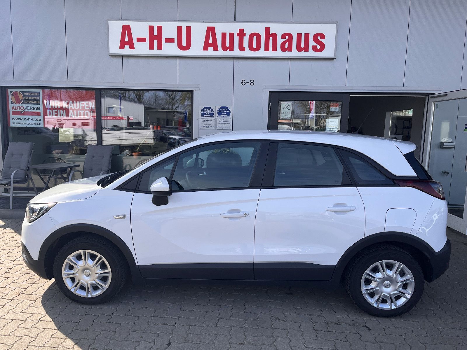 Fahrzeugabbildung Opel Crossland (X) 1.2