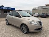 Lancia Ypsilon Platinum Xenon~Teilleder~ PDC~Tüv: Neu - Lancia aus 2011
