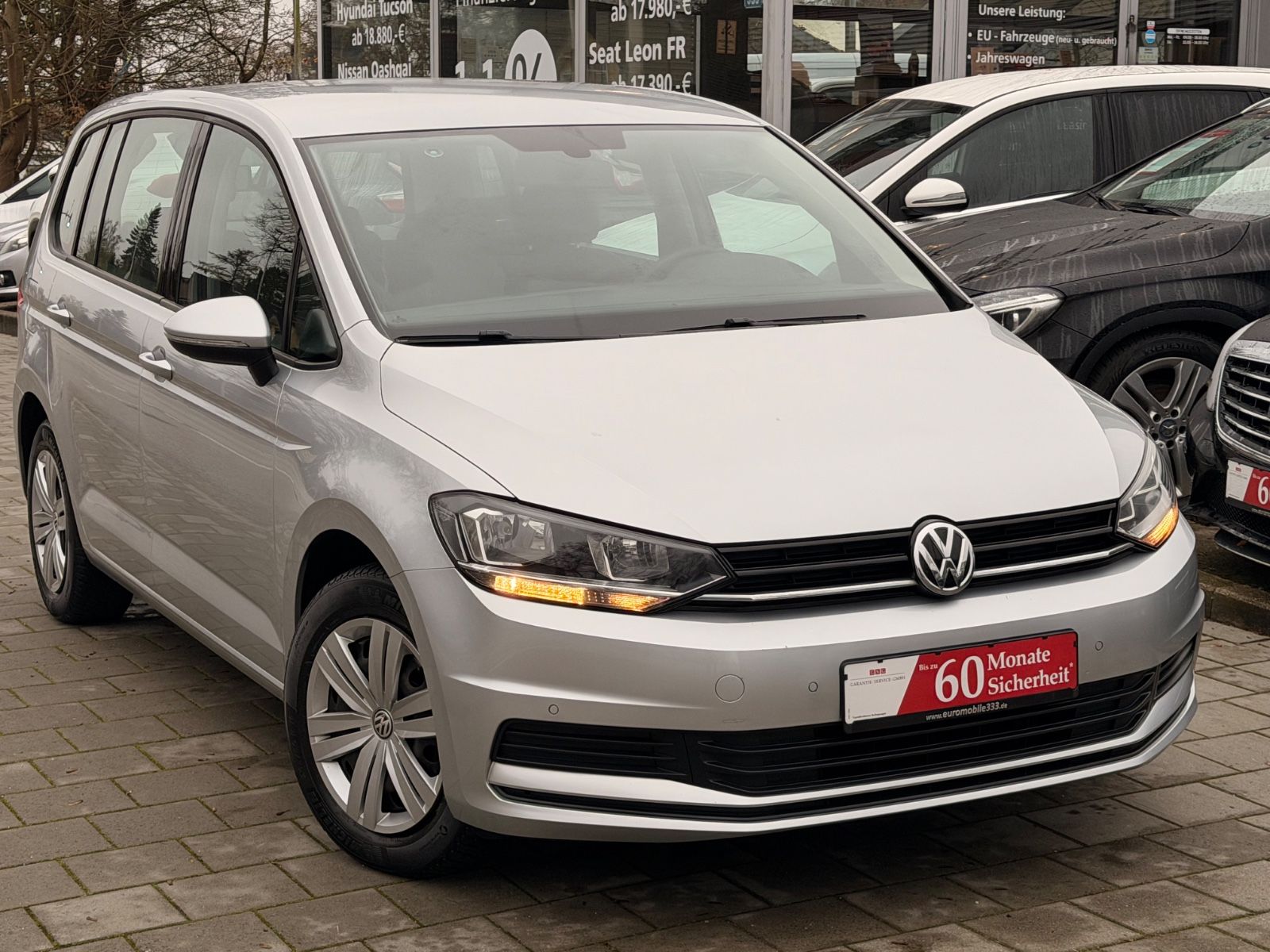 Touran Trendline *7-Sitze*Tempomat*ParkPilot*