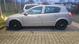 Opel Obel Astra - Opel Astra aus 2006 mit Diesel-Antrieb: Limousine