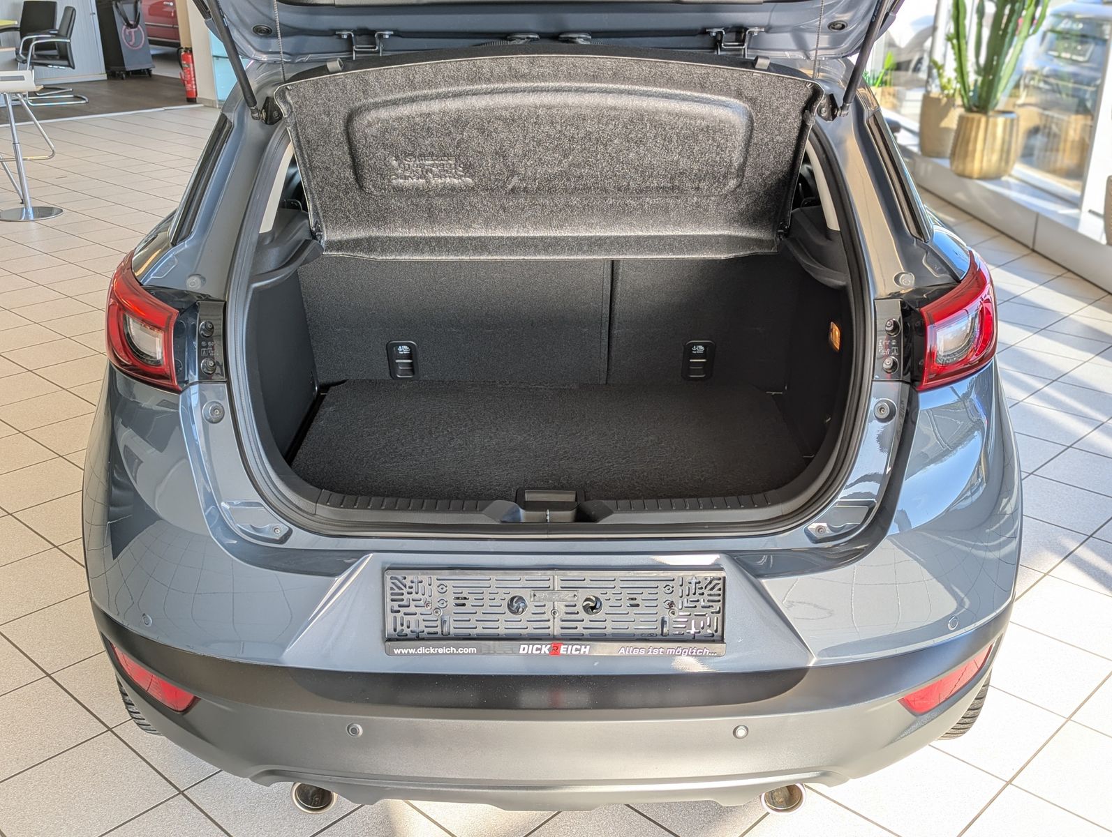 Fahrzeugabbildung Mazda CX-3 Ad'vantage Sonderlackierung PDC SHZ Navi
