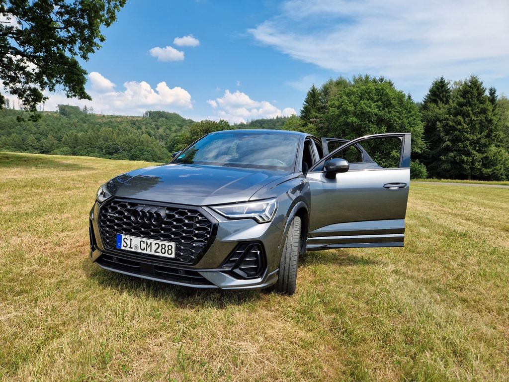 Image of Audi Q3