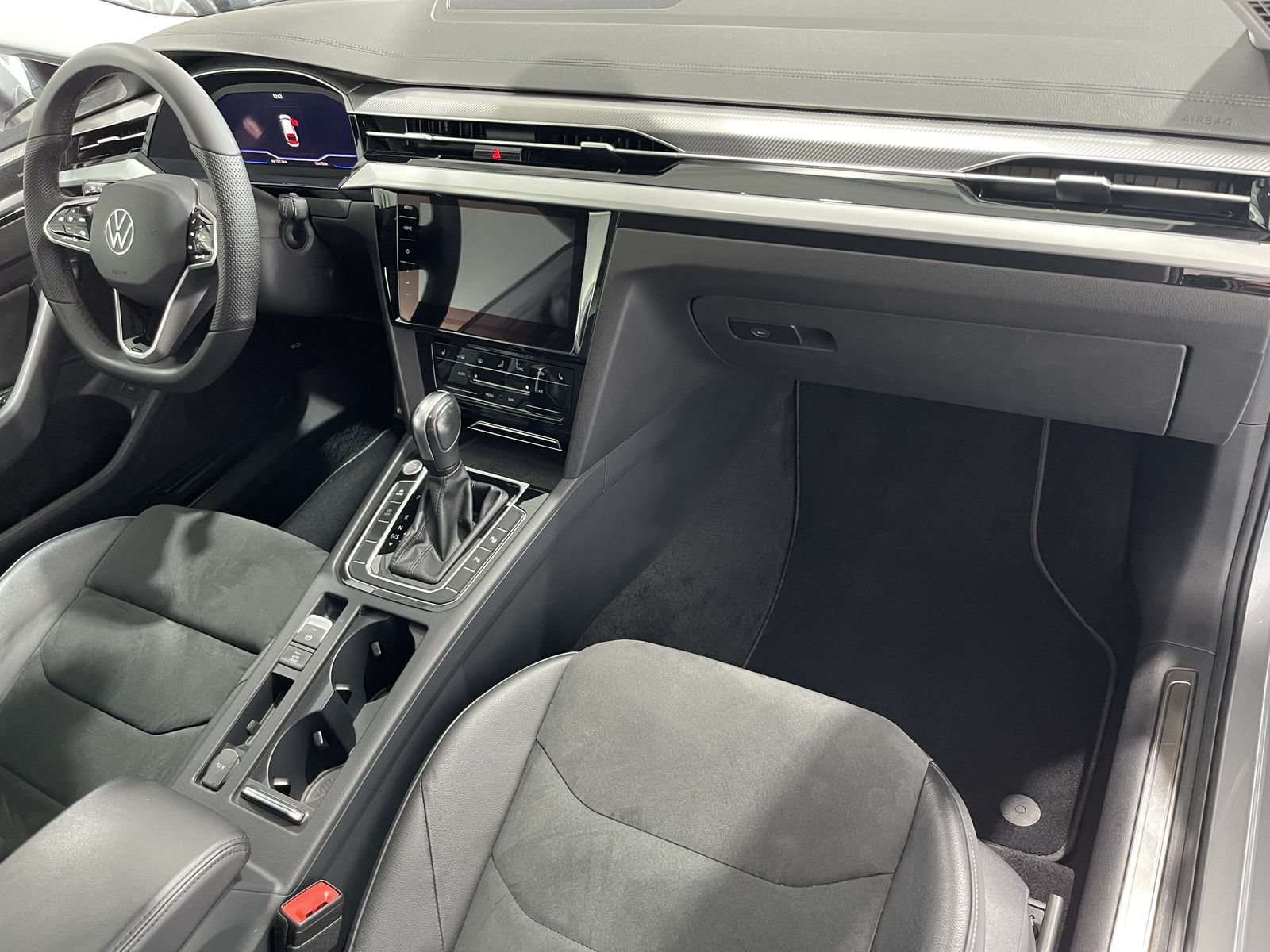 Fahrzeugabbildung Volkswagen Arteon Shooting Brake 2.0 TDI*4Motion*Cam*AHK*