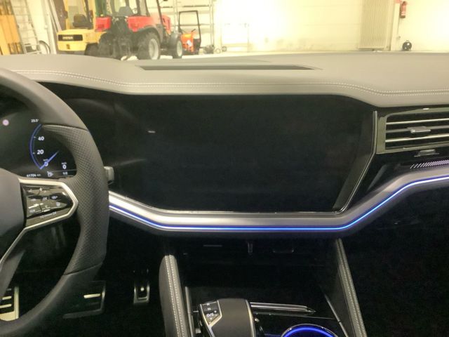 Touareg R-Line Black Style 3,0 l V6 TDI 4MOTION