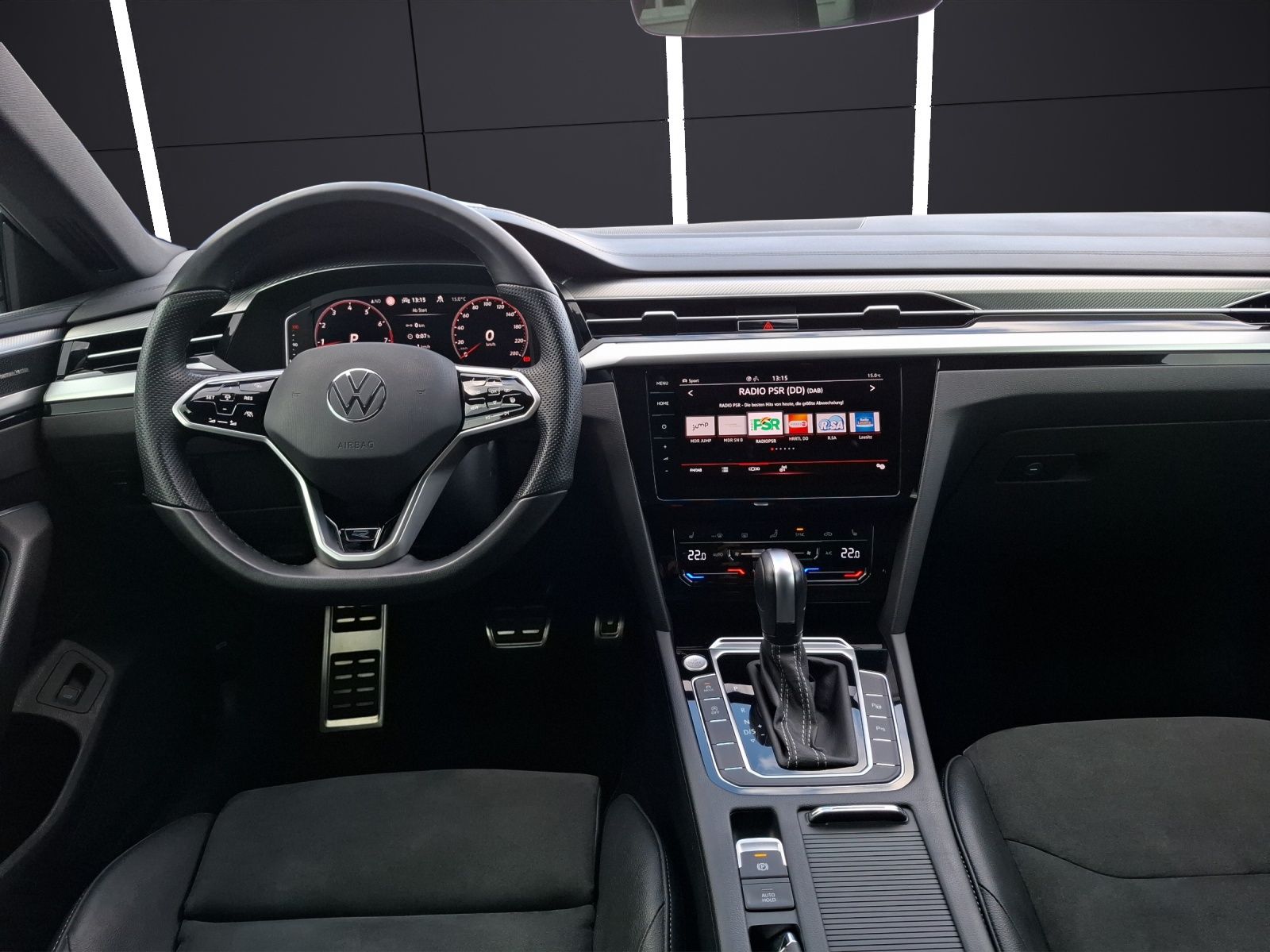 Fahrzeugabbildung Volkswagen Arteon SB TSI R-Line DSG LED Navi AID Pano Harma