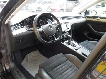 Volkswagen Passat Variant - 12