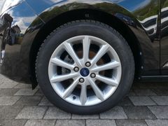 FORD Fiesta Titanium FORD Fiesta Titanium