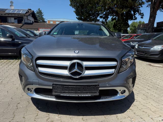 MERCEDES-BENZ GLA 250