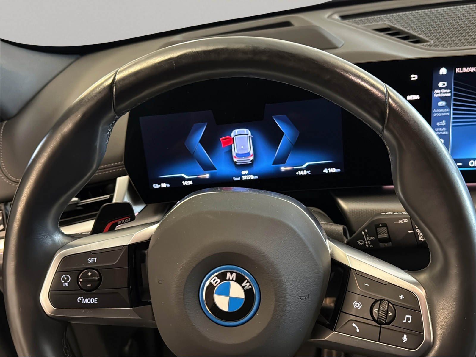 BMW iX1 xDrive30 M Sport AHK Driv.Assist+ Head-Up foto 14