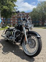 Harley-Davidson Softail Deluxe Chicago Style
