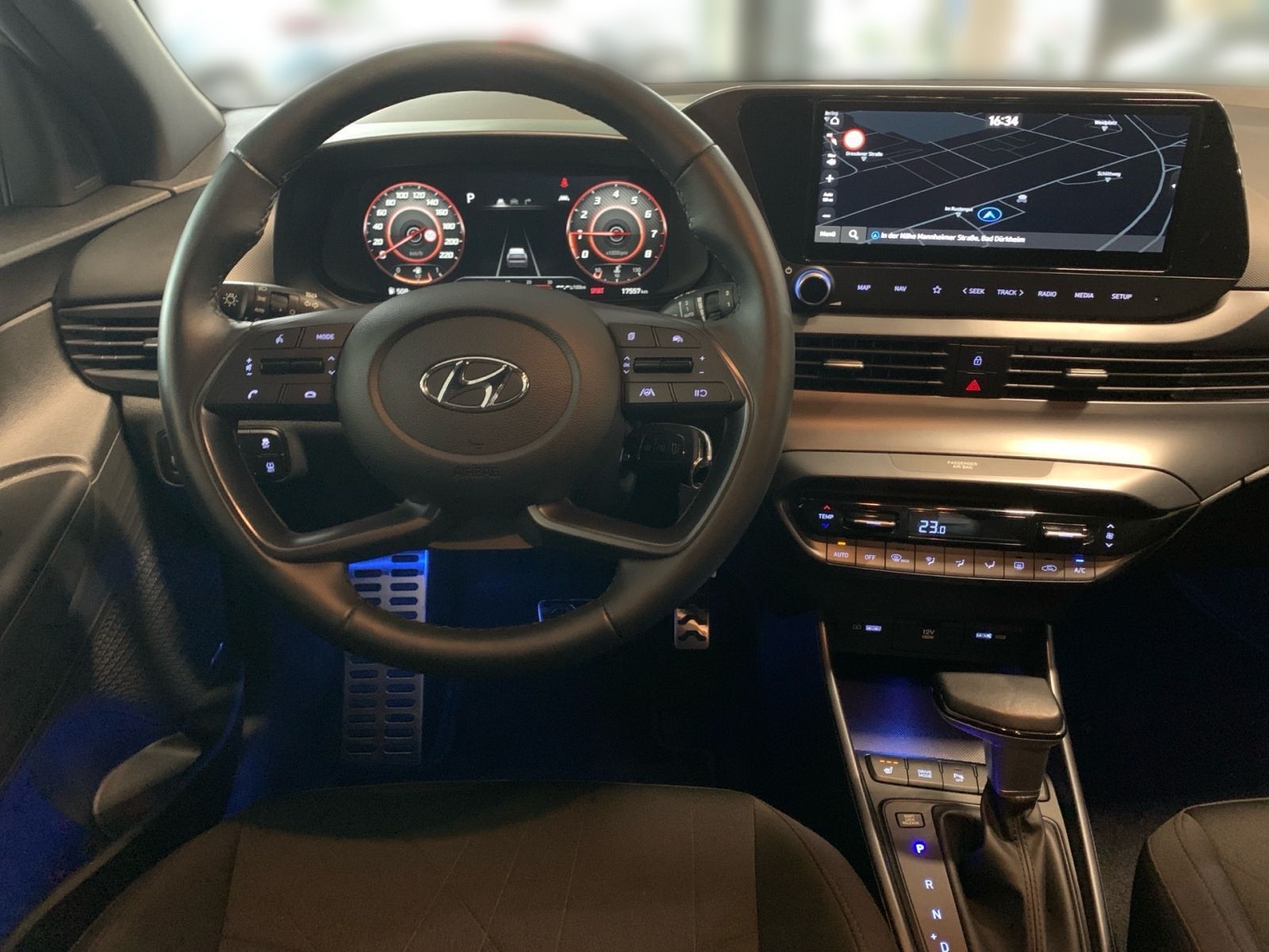 Fahrzeugabbildung Hyundai BAYON 1.0 T-GDI 7-DCT Connect & Go Mild-Hybrid