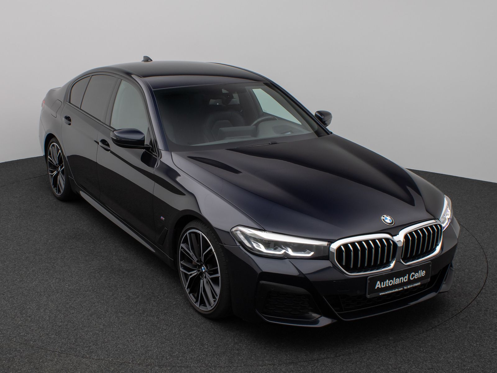 Fahrzeugabbildung BMW 540d  xD M Sport Kamera HUD DAB H/K Alarm 20Zoll
