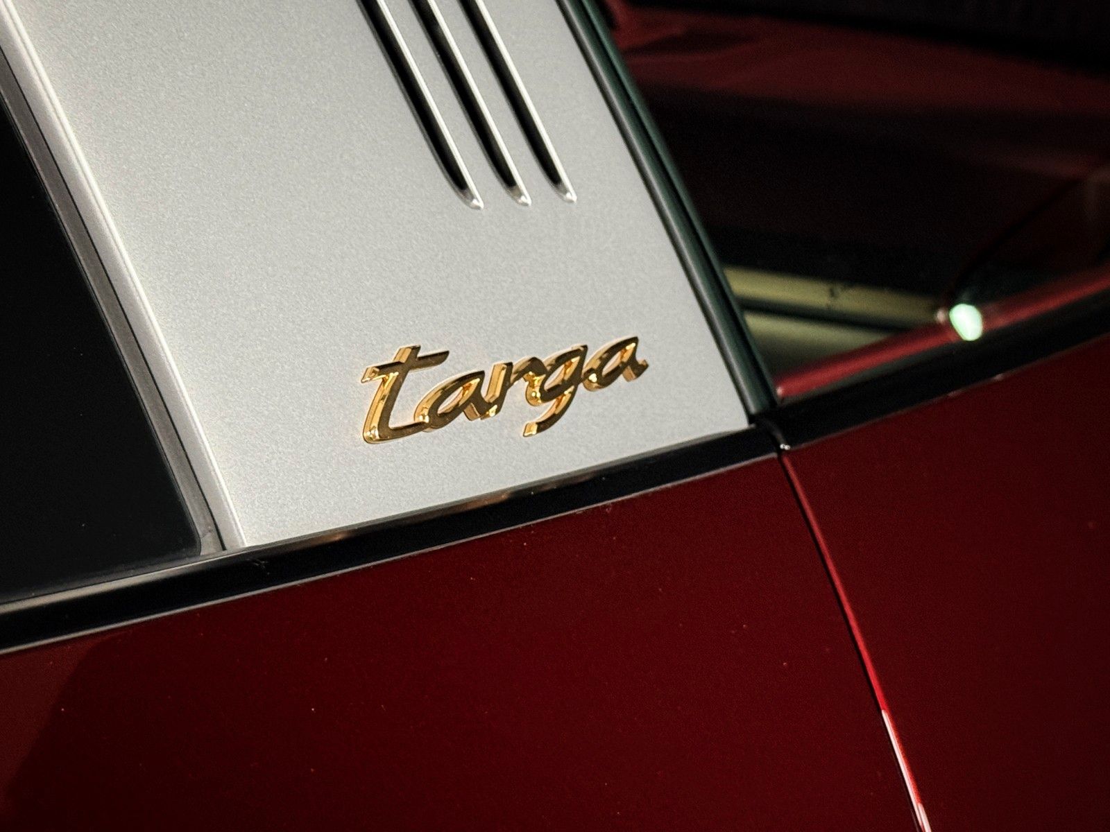 Fahrzeugabbildung Porsche 911 Targa 4 S Heritage + Lift + Approved + PCCB