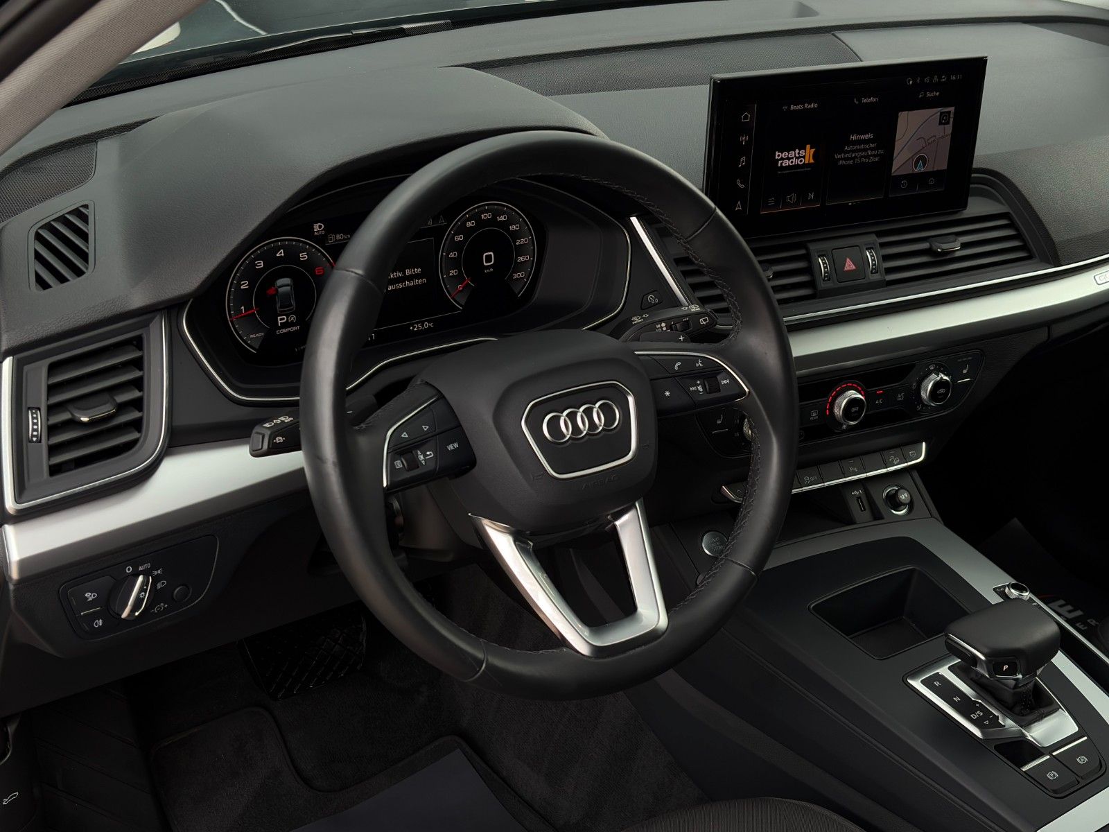 Fahrzeugabbildung Audi Q5 Sportback 40 TFSI quattro advan. AHK Matrix