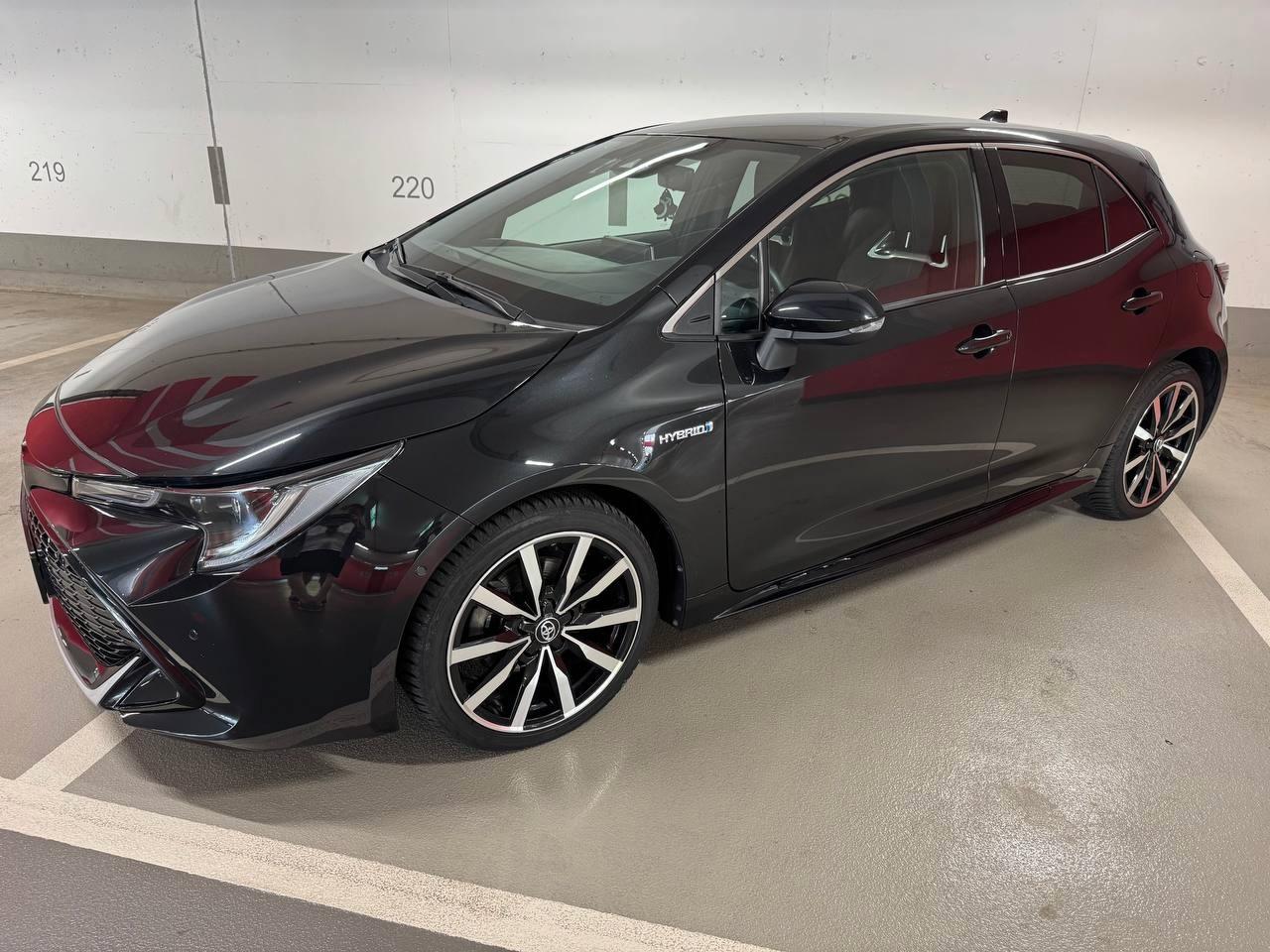 Toyota Corolla Hybrid GR Sport Black Edition