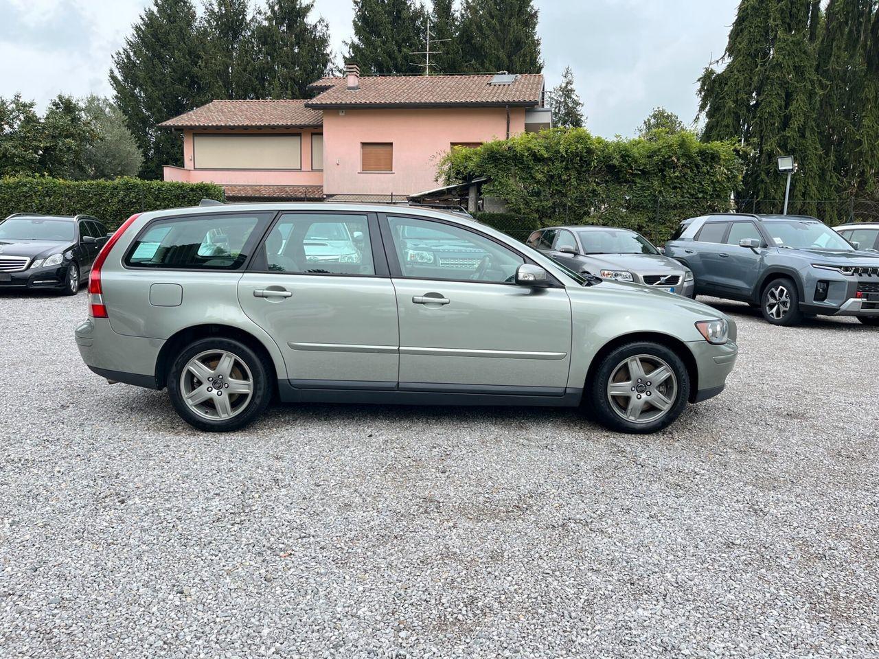 Volvo V50 2007 — photo 8