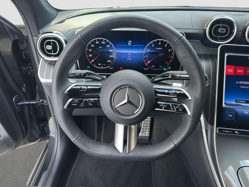 Fahrzeugabbildung Mercedes-Benz GLC 200 4MATIC AMG*NIGHT*Navi*KeyLess*PDC*RFK