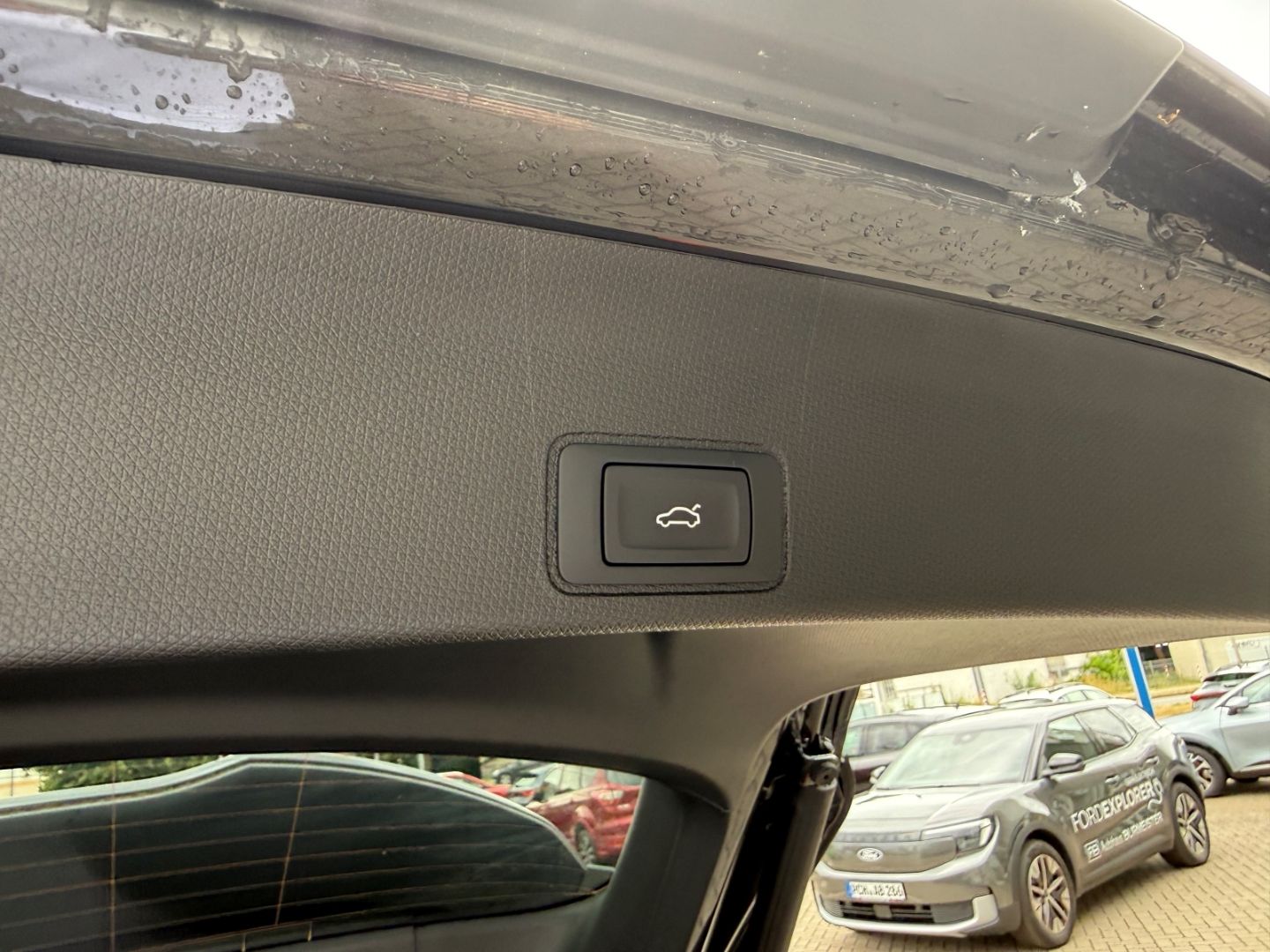 Fahrzeugabbildung CUPRA Terramar 2.0 TSI 4drive VZ HUD AD Pano Navi LED