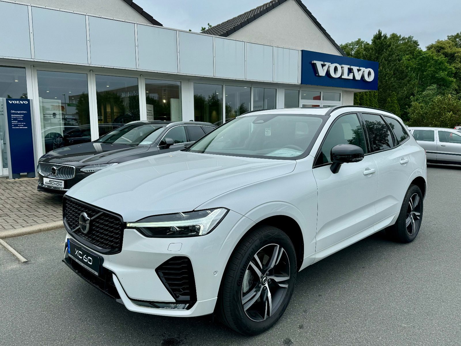 Volvo XC60 B4 Diesel 8-Gang Ultimate Dark foto 1