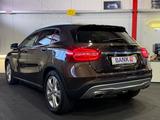 Mercedes-Benz GLA 200 Urban*Bi-Xenon*TEMPOMAT*NAVI*KLIMA*TÜV - Mercedes-Benz GLA 200: Automatik